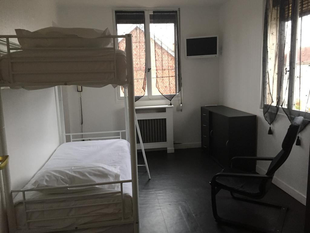 Arcantis Hotel La Residence Сержи Экстерьер фото