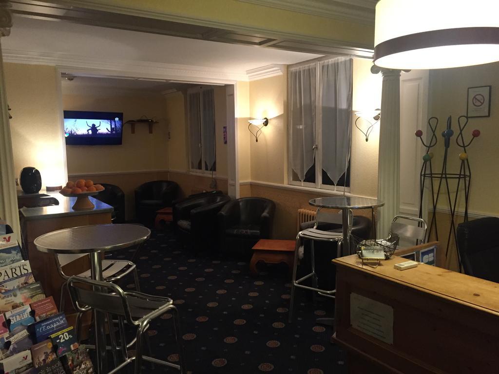 Arcantis Hotel La Residence Сержи Экстерьер фото