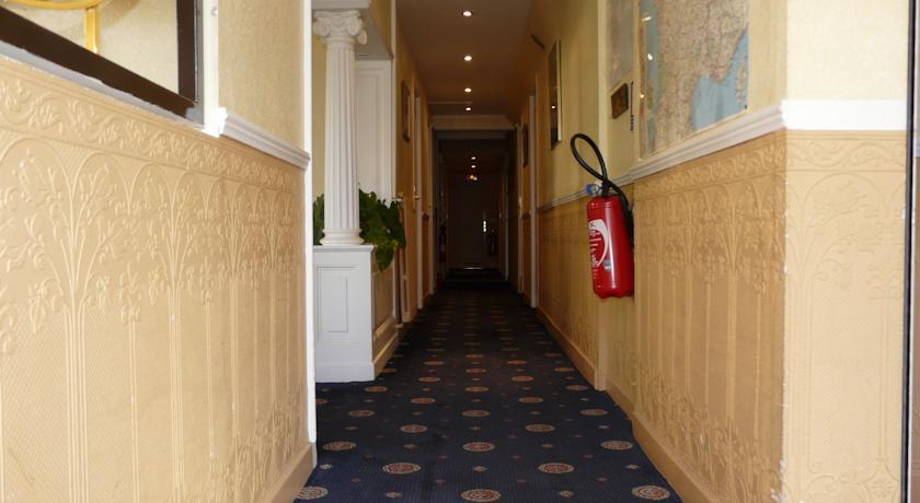 Arcantis Hotel La Residence Сержи Экстерьер фото